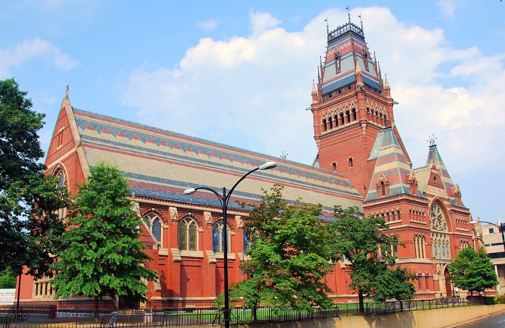 Harvard te presenteia com cursos online gratuitos