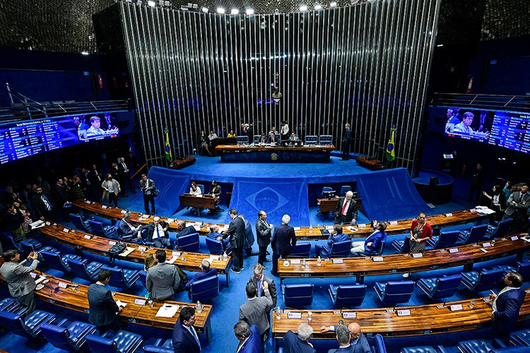 Foco nos atrasos: governo promete zerar até setembro a fila de espera por benefícios do INSS